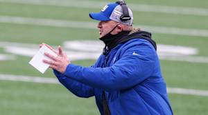 Nov 15, 2020; East Rutherford, New Jersey, USA; New York Giants head coach Joe Judge coaches during the first half against the Philadelphia Eagles at MetLife Stadium.